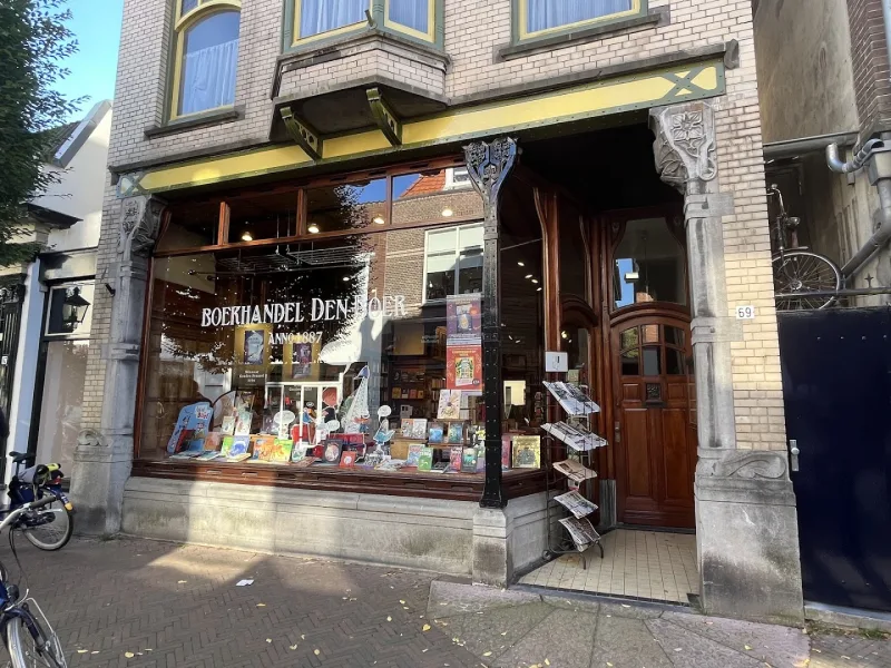 Boekhandel Den Boer