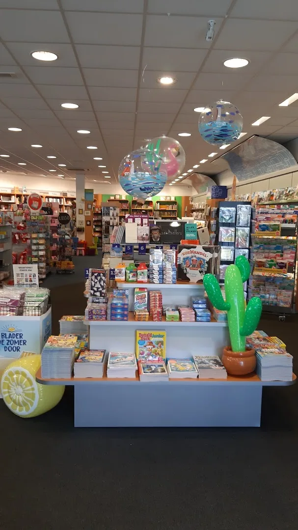 Primera Boekhandel Avenhorn — foto 3