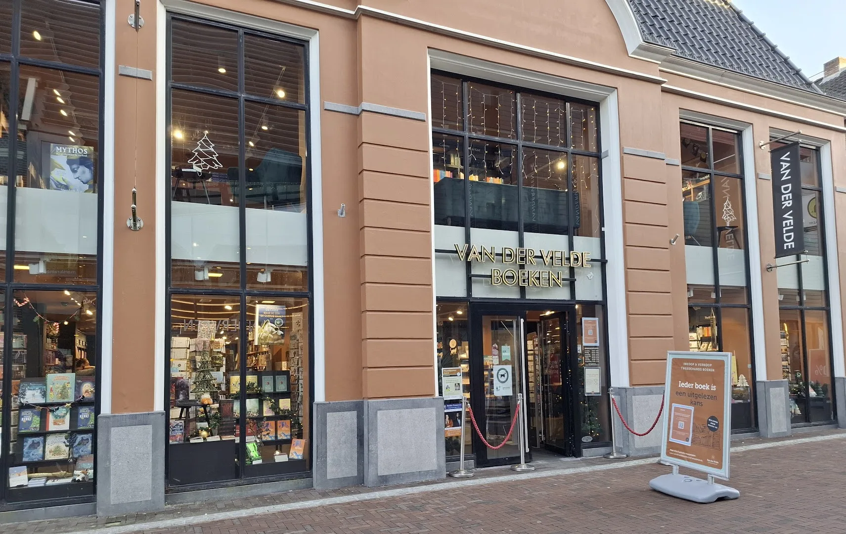 Van der Velde Boeken Assen