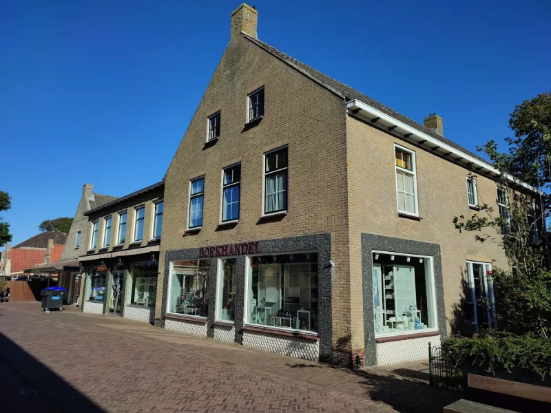 Boekhandel Van den Brink — foto 5