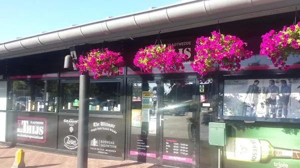 Bij Thijs, uw drankenspeciaalzaak — foto 6