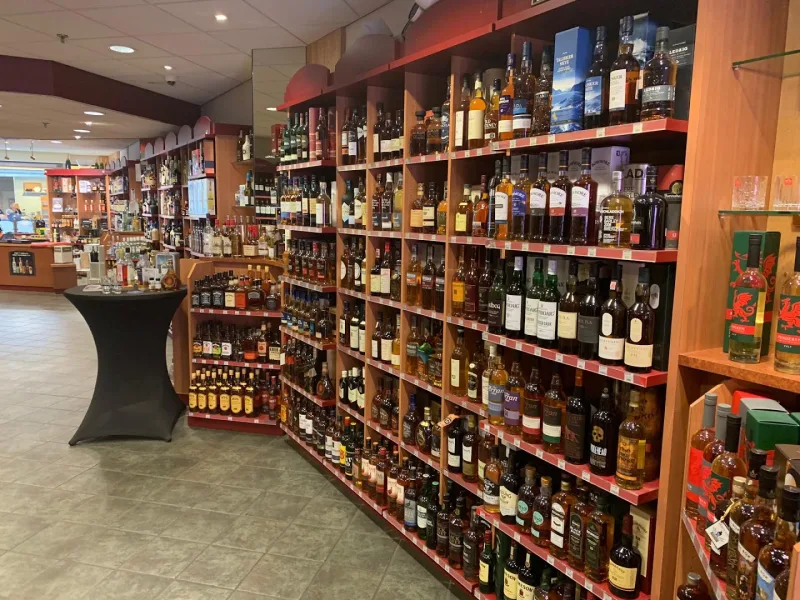 De Zwart Dranken & Delicatessen Vinkeveen — foto 6