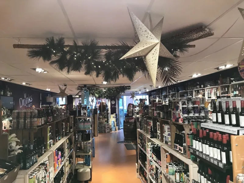 Slijterij Drinks & Gifts — foto 6