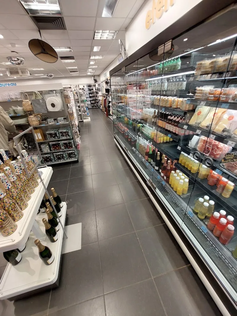 HEMA Centraal station Den Bosch — foto 5