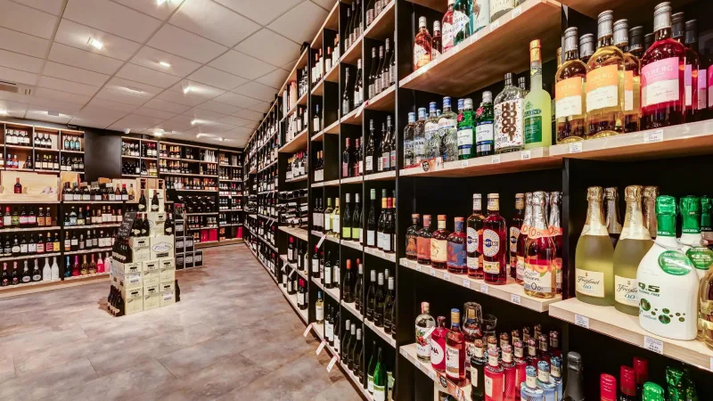 Wijnhandel Slijterij Brouwer Voorthuizen — foto 3