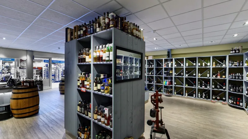 Wijnwinkel en slijterij Poldervaart — foto 5
