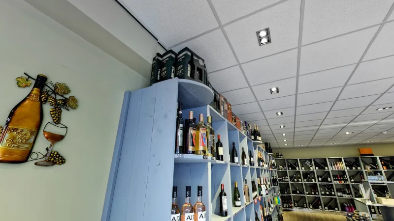 Wijnwinkel en slijterij Poldervaart — foto 6