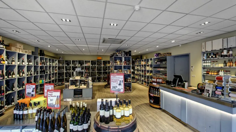 Wijnwinkel en slijterij Poldervaart — foto 7