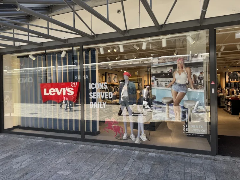 Levi's® Almere — foto 1