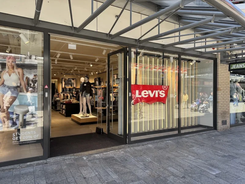 Levi's® Almere — foto 3