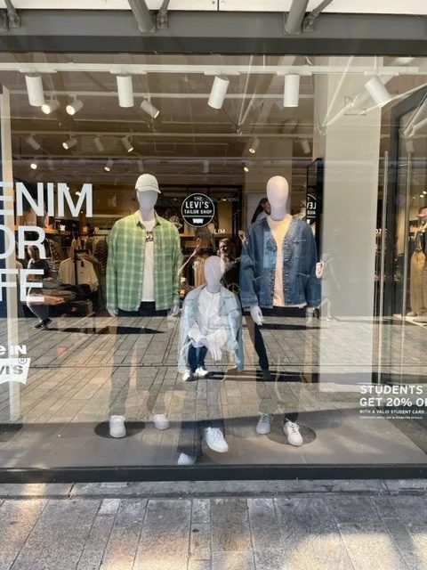 Levi's® Almere — foto 6