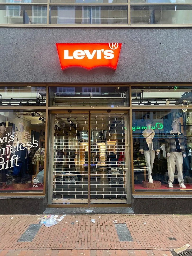 Levi's® Amsterdam Kalverstraat — foto 7