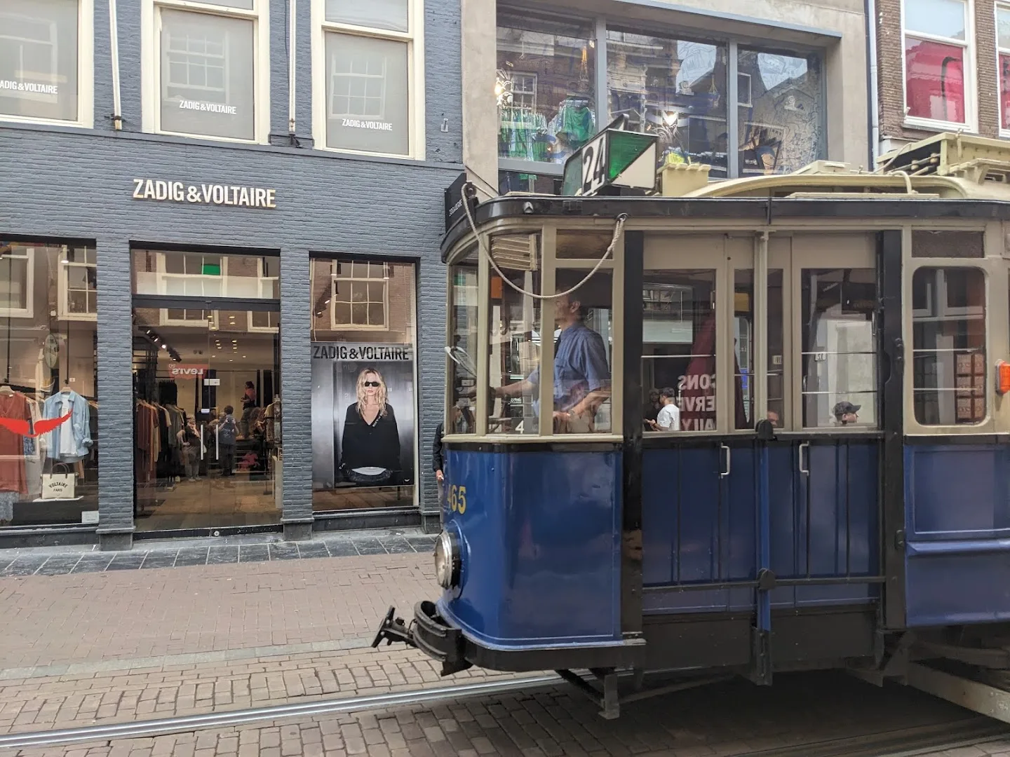 Levi's® Amsterdam Leidsestraat — foto 7