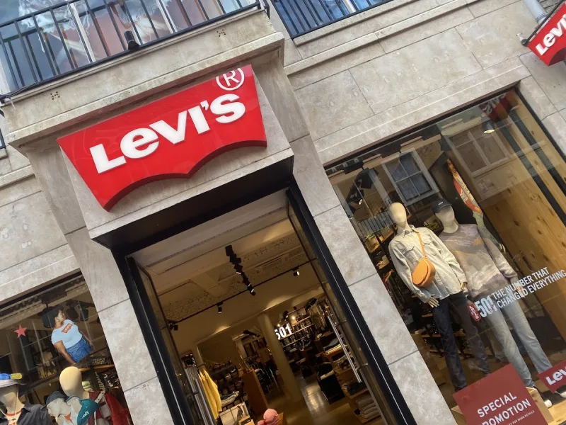 Levi's® Eindhoven — foto 3