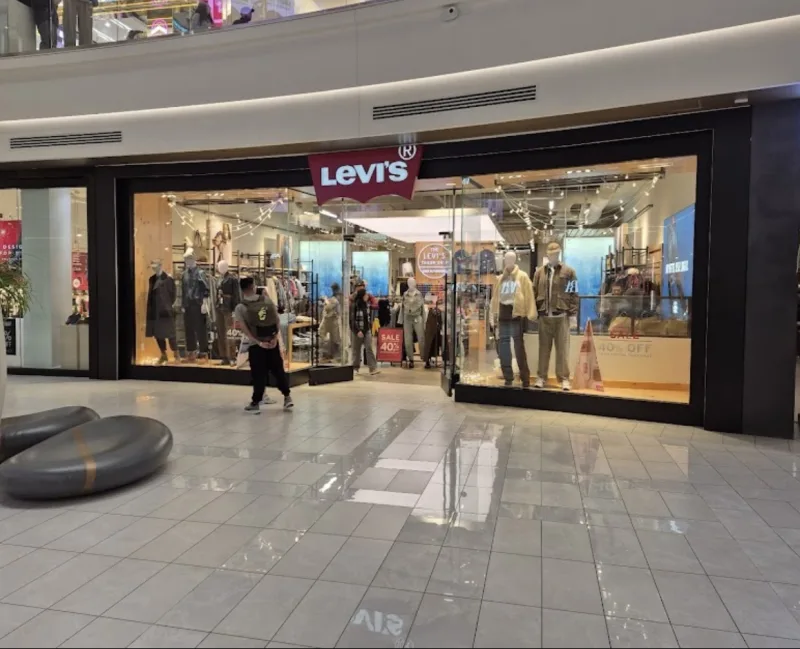Levi's® Eindhoven — foto 1