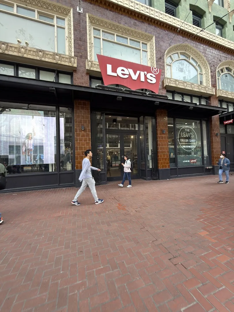 Levi's® Eindhoven — foto 5