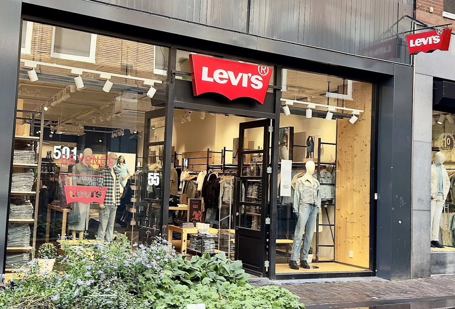 Levi's® Haarlem — foto 1