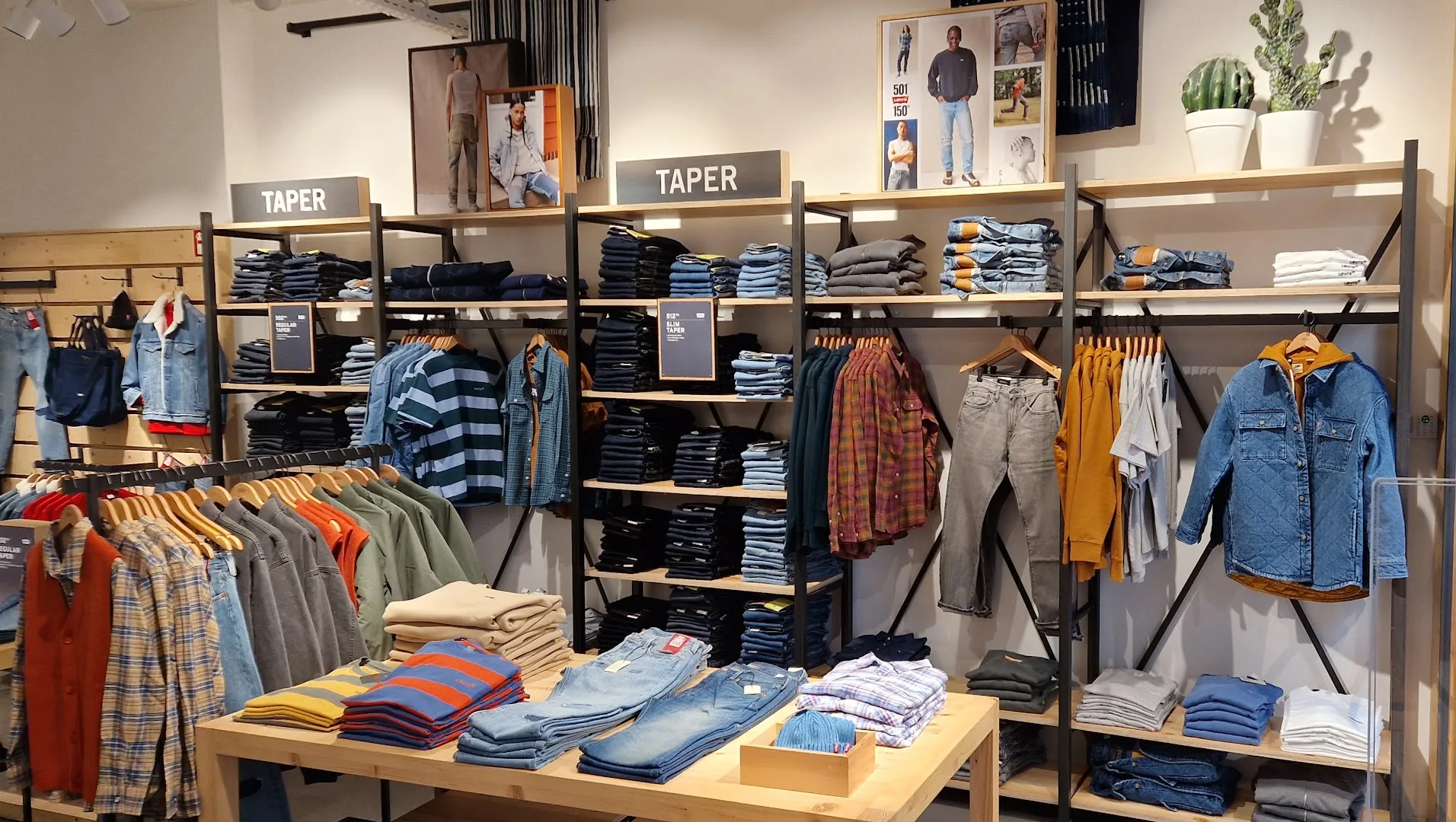 Levi's® Haarlem — foto 2
