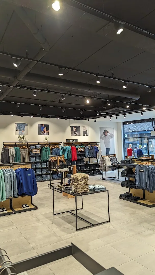 Levi's® Amsterdam Style Outlet — foto 3
