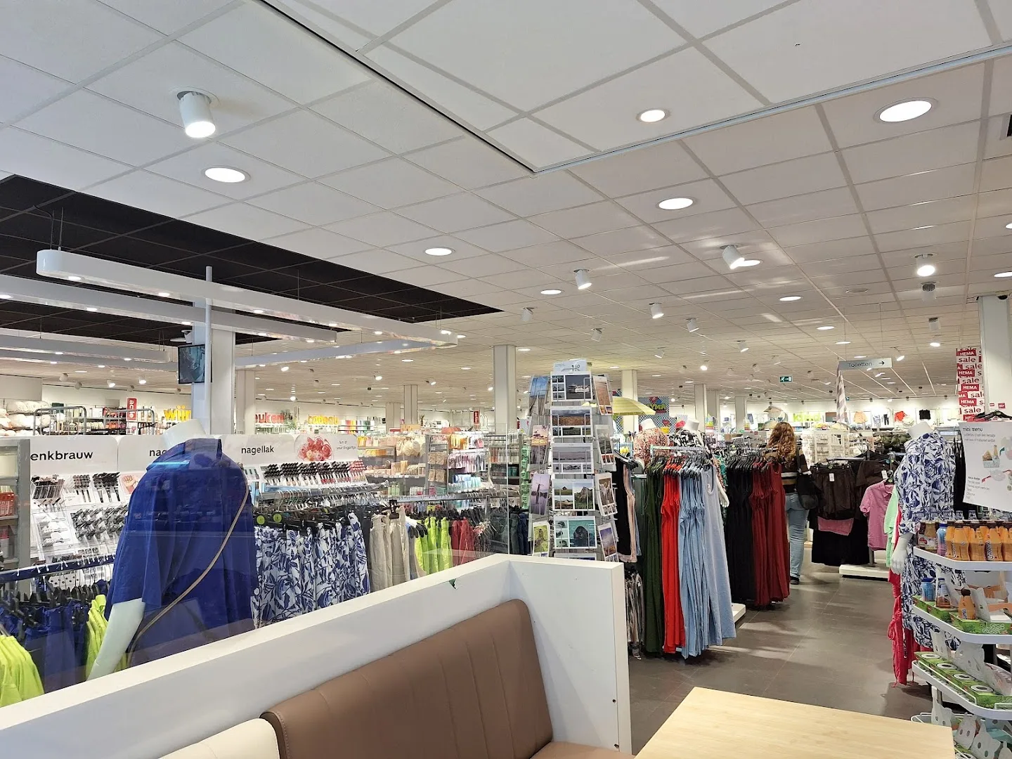 HEMA Den Burg — foto 3