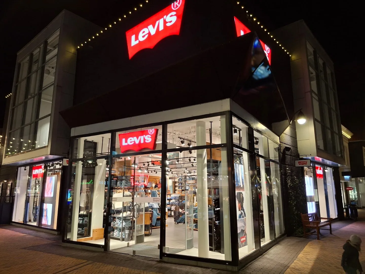 Levi's® Factory Outlet Roosendaal — foto 1