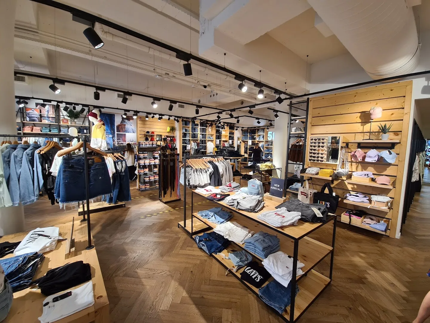 Levi's® Rotterdam — foto 3