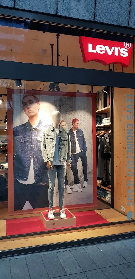 Levi's® Rotterdam — foto 5