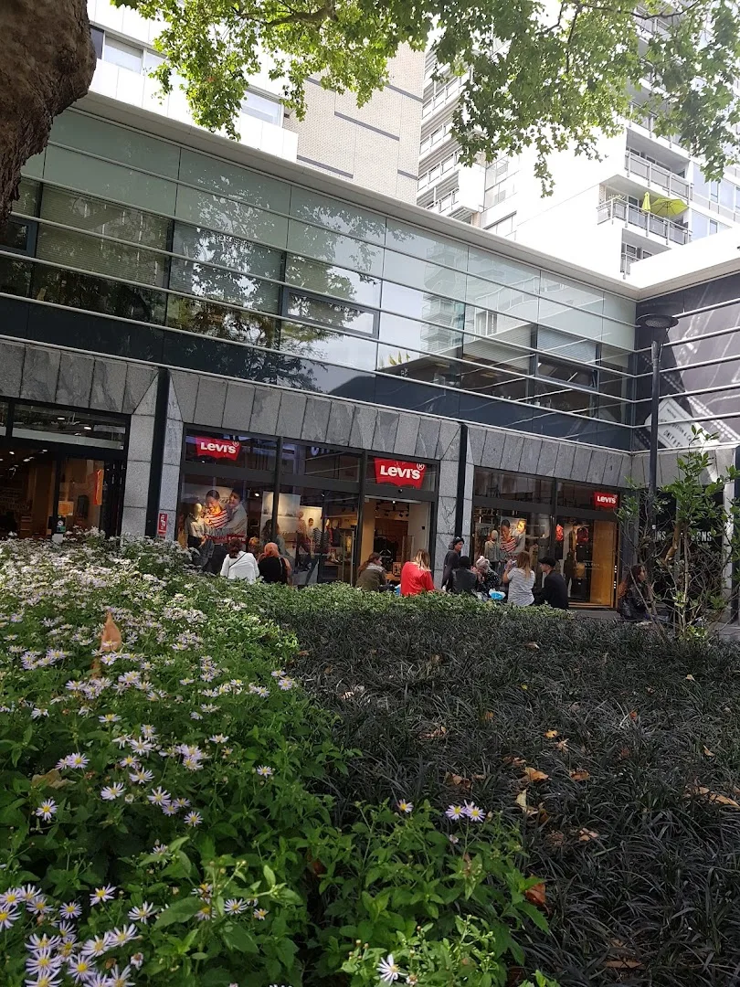 Levi's® Rotterdam — foto 7