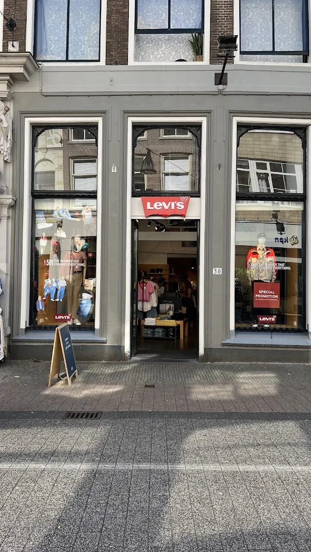 Levi's® Zwolle — foto 7