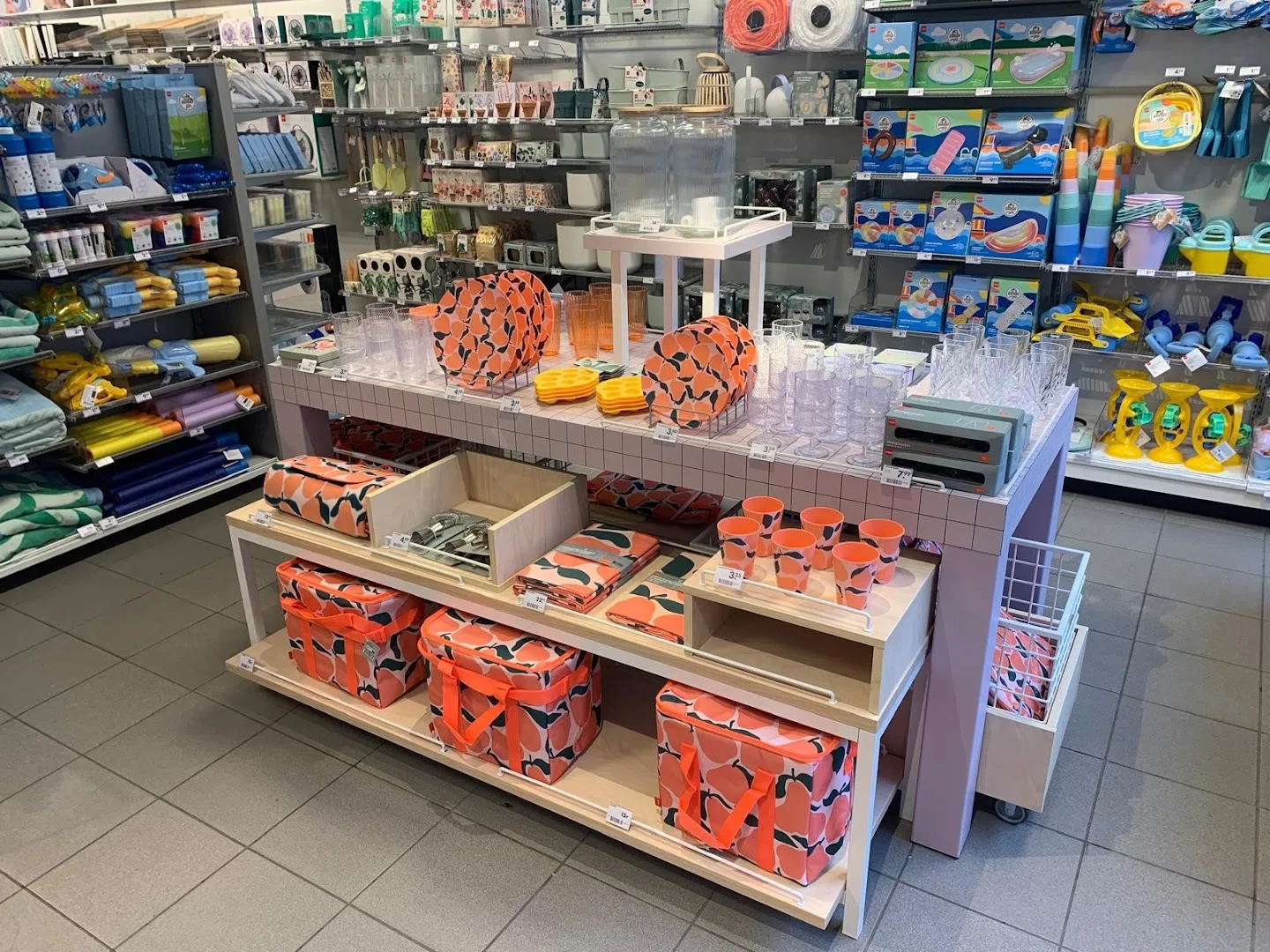 HEMA Den Haag - Fahrenheitstraat — foto 4