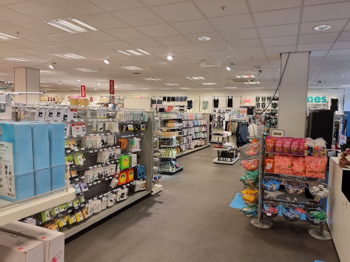 HEMA Den Haag megastores — foto 2