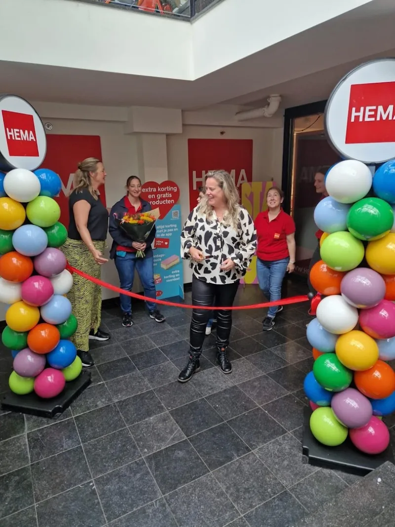 HEMA Den Haag Savornin Lohmanplein — foto 6