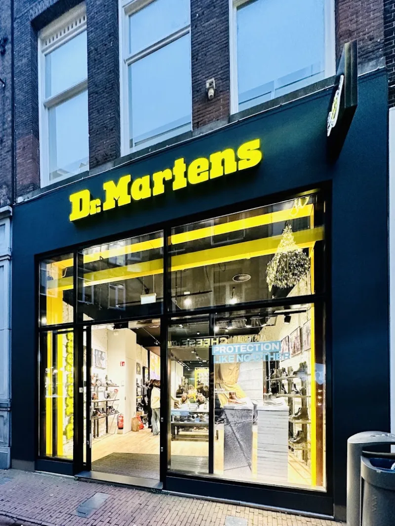The Dr. Martens Store - Amsterdam — foto 3