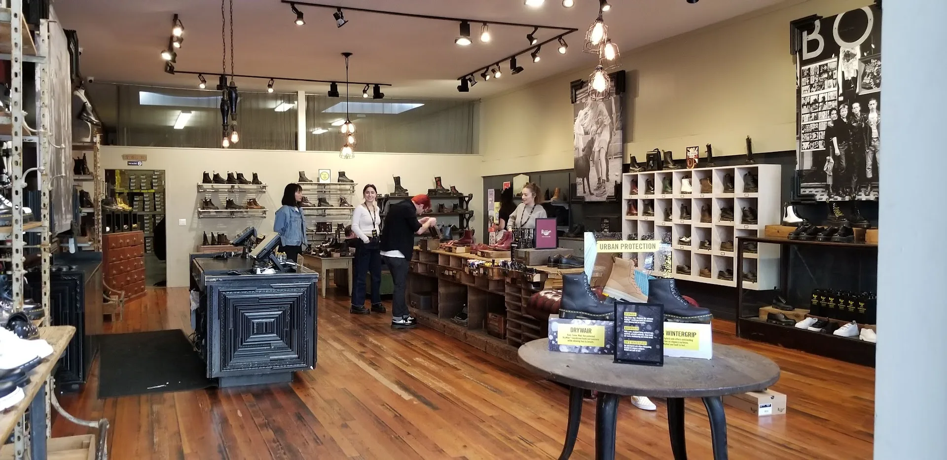 The Dr. Martens Store - Den Haag — foto 5