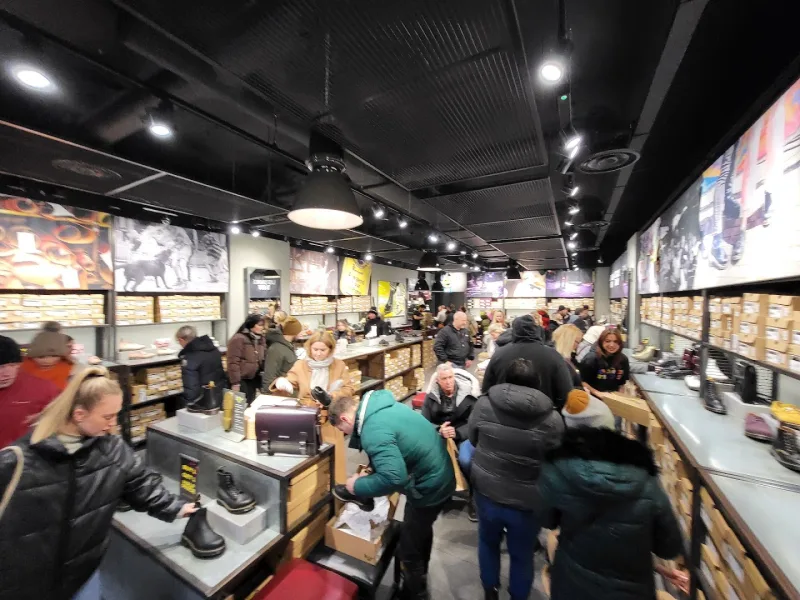 The Dr. Martens Store - Roermond (OUTLET) — foto 5