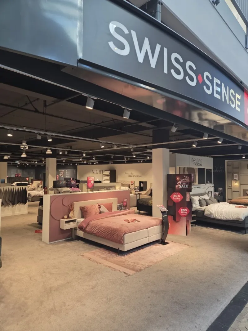 Swiss Sense Den Haag + outlet — foto 2