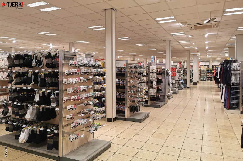 HEMA Dokkum — foto 4
