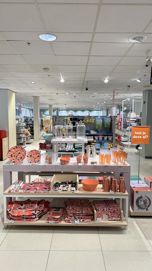HEMA Dordrecht-Sterrenburg — foto 3