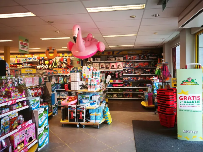 Intertoys Made — foto 7