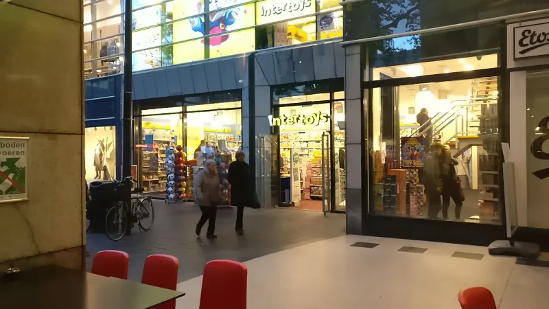 Intertoys Rotterdam — foto 6