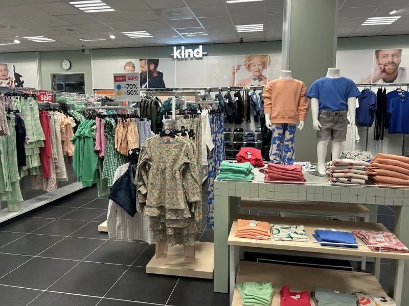 HEMA Eindhoven Tongelresestraat — foto 8