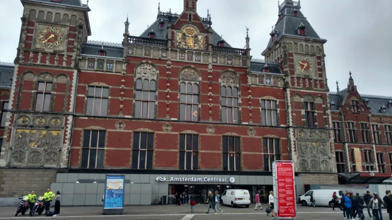 Etos Stationsplein (westtunn) 45L Amsterdam — foto 6