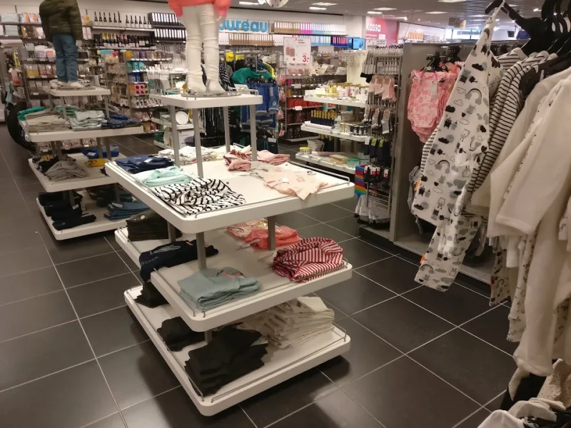 HEMA Genemuiden — foto 10
