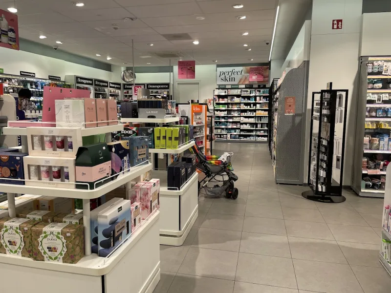 Etos Winkelcentrum Woensel 270-272 Eindhoven — foto 4