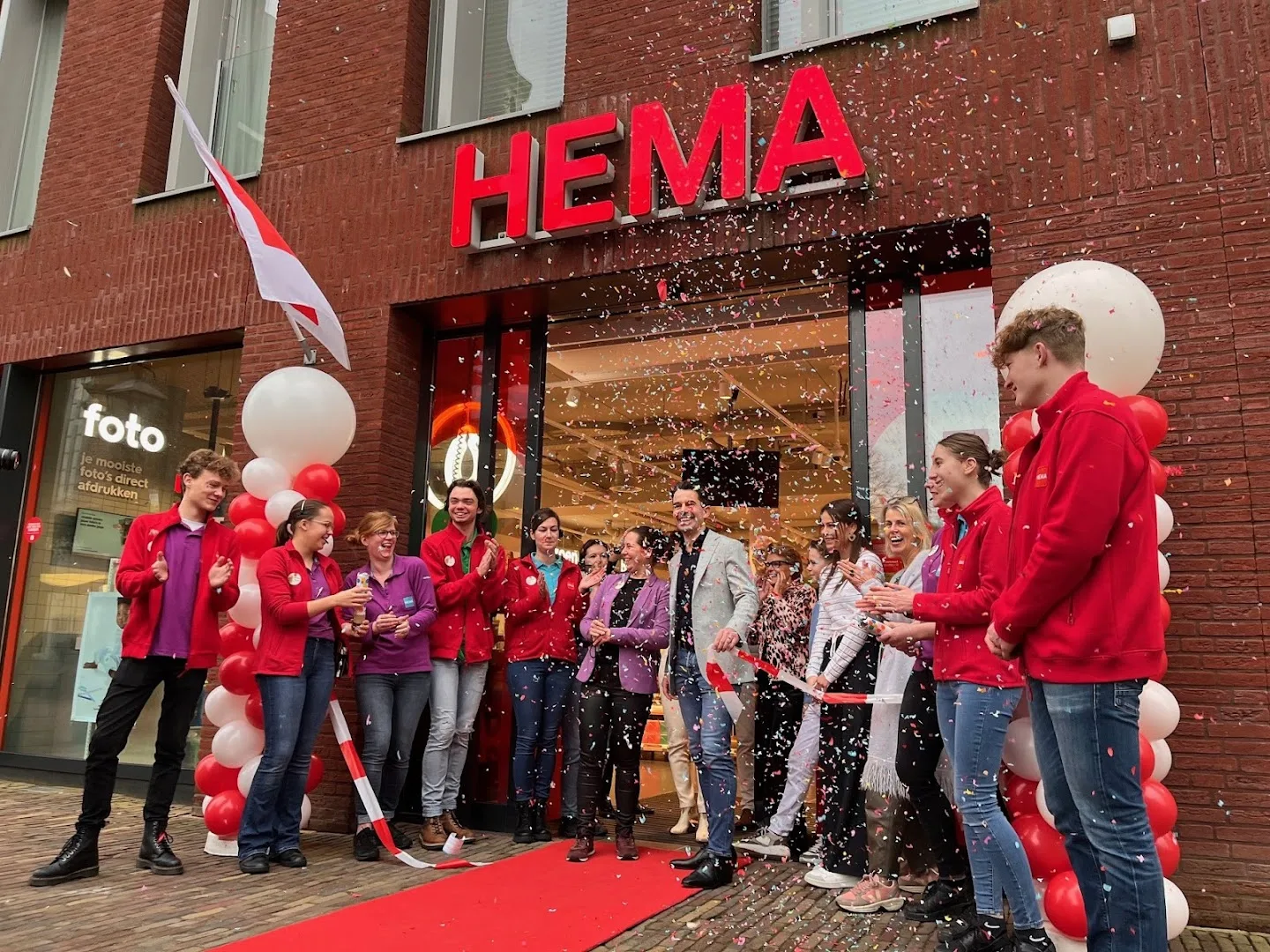 HEMA Grave — foto 1