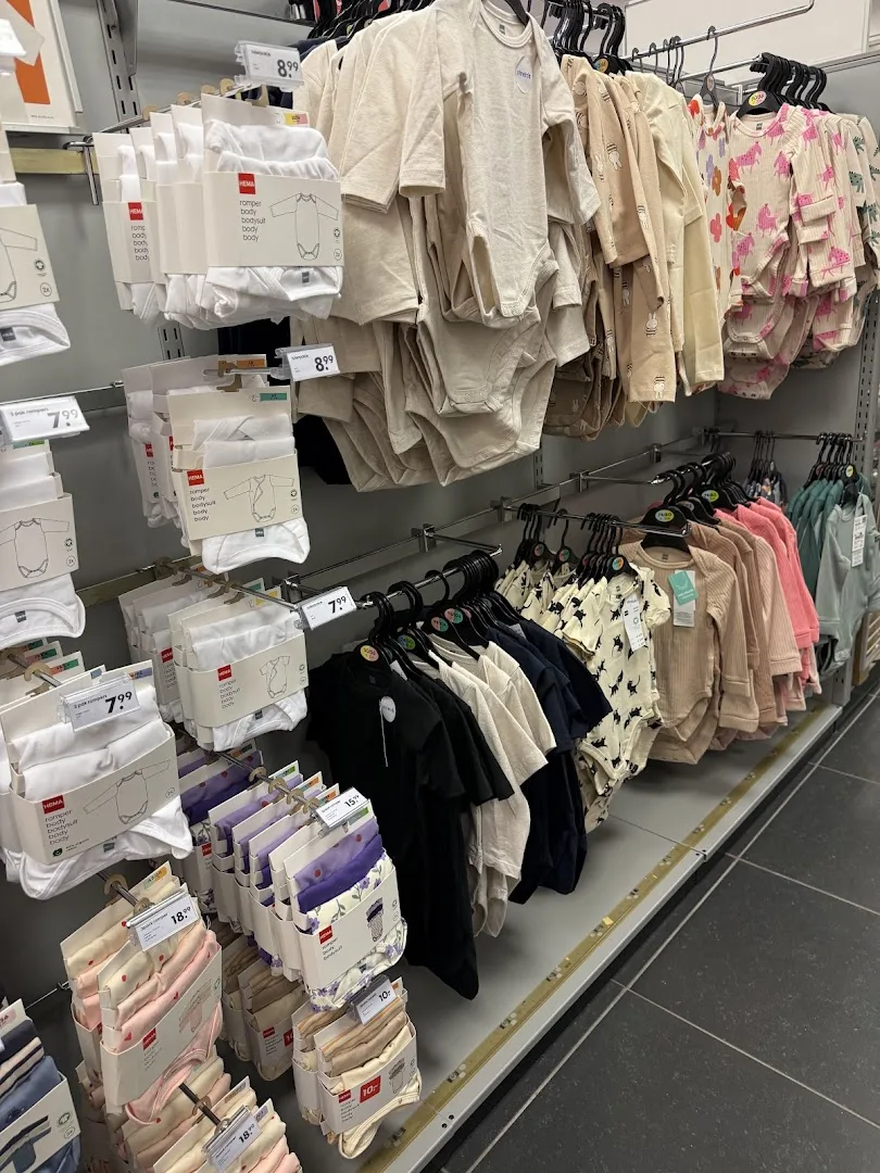 HEMA Halsteren — foto 6