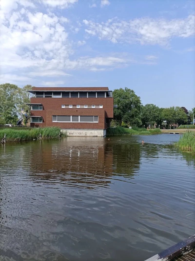 Karwei Burgum — foto 3