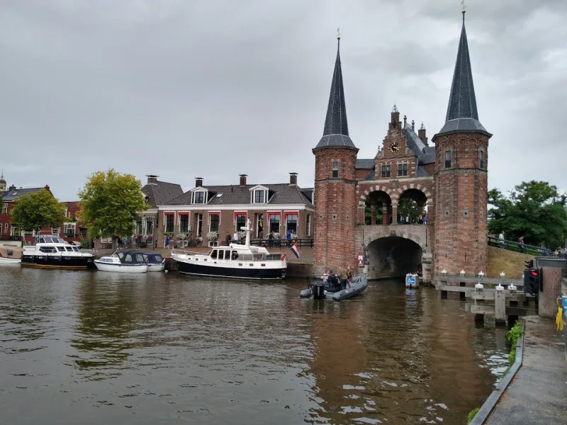 Sneek
