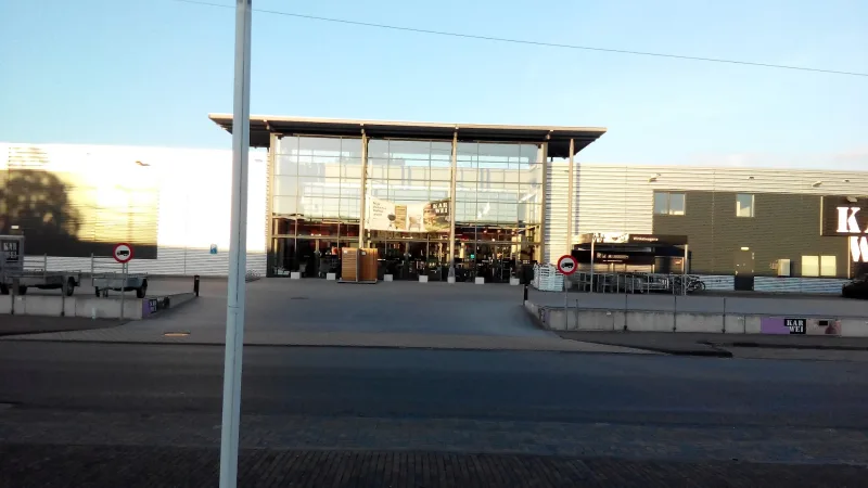 Karwei Ede