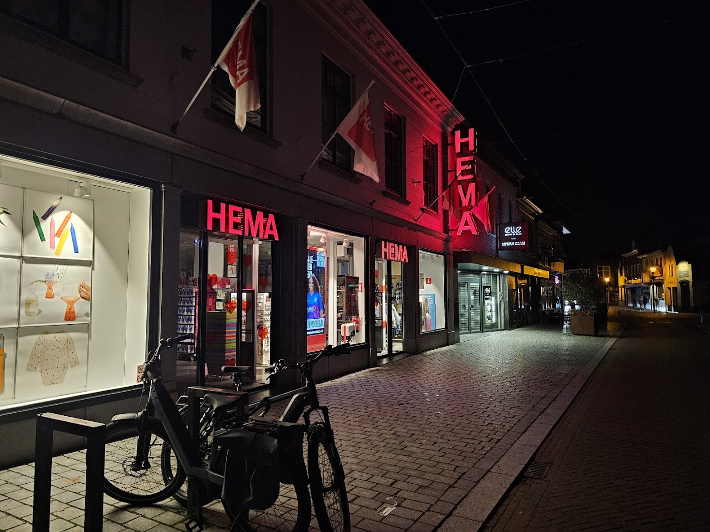 HEMA Hulst — foto 4